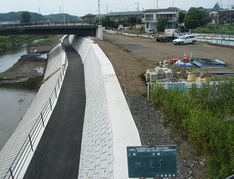 都市計画道路中山北山田線（青砥北八朔川和地区）街路整備及び市道北八朔北部第379号線道路整備工事